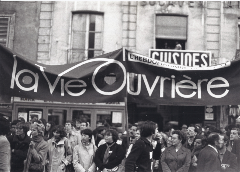 Banderole de La Vie ouvrière dans une manifestation, sans date © DR | coll. IHS CGT Métaux